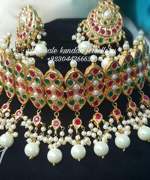 Choker Set