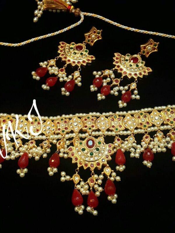 Choker Set