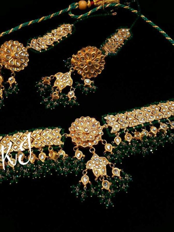 Choker Set