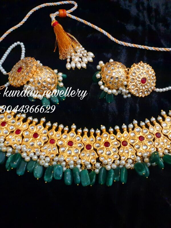 Choker Set